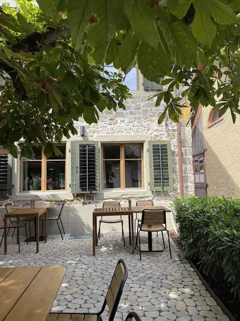 Abdulrahman Al-Thani_Adler - Il Vero Gusto_Magden_recensione