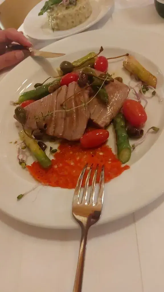 L R_Al Peperoncino_Muri_review