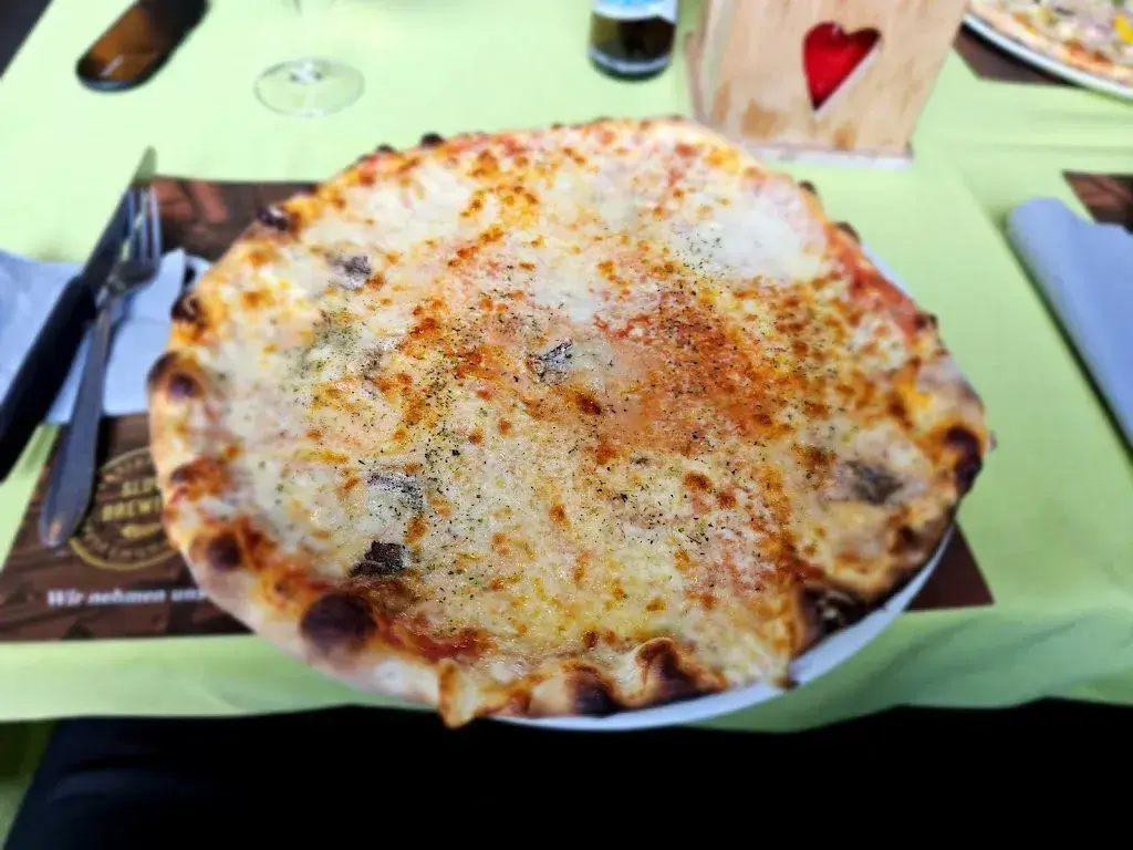 Hanspeter Keller_Tomate_Muri_recensione