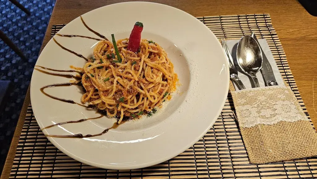 Lorenz Rebmann_Café Muhli_Burgdorf_review