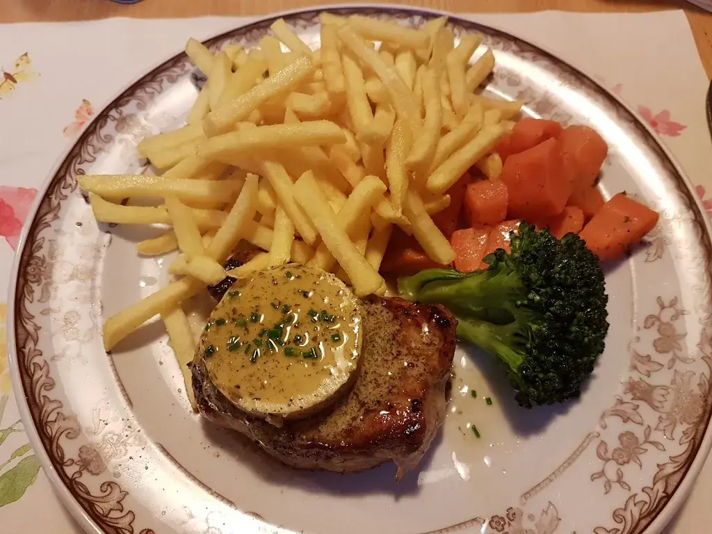 Marc Anthony Borner_Restaurant Rössli_Hermiswil_review