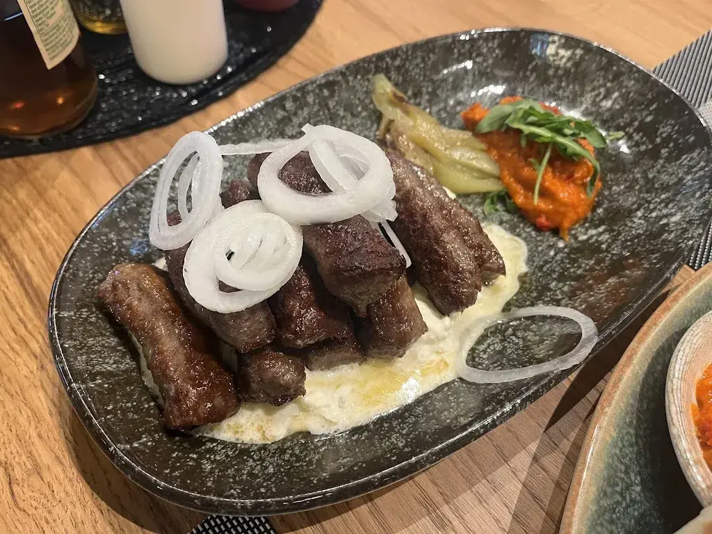 Jing Lee_Fantasia Grill & Lounge_Oftringen_review