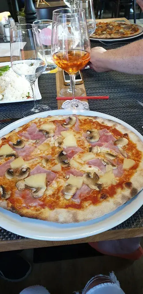 Menu_Eintracht - Oftringen_Oftringen_image_4