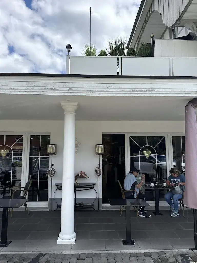 Leland Ulrich_Land-Café_Hasle bei Burgdorf_Bewertung