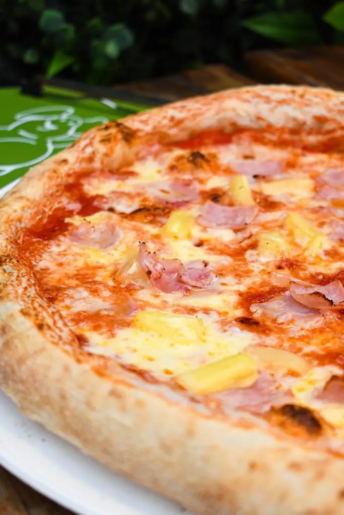 Pig and Olive, Torrington_Great Torrington_slider_image_3