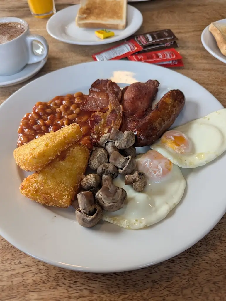 Route 11 Kitchen_Attleborough_slider_image_3