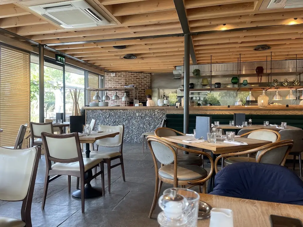 Polecat_Great Missenden_slider_image_2