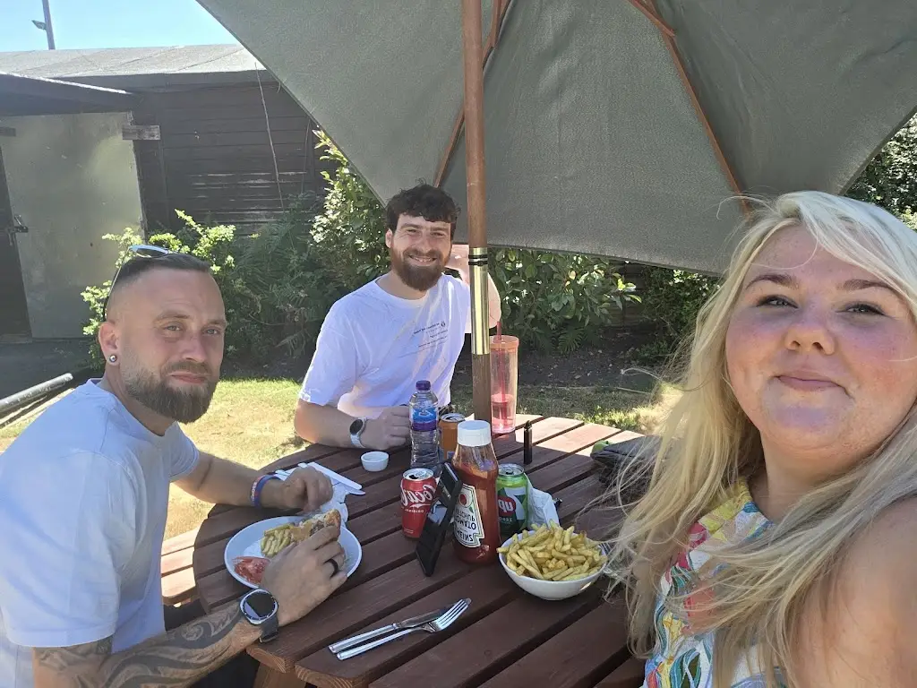 Grace Kelly_Deep Mill Diner_Great Missenden_review