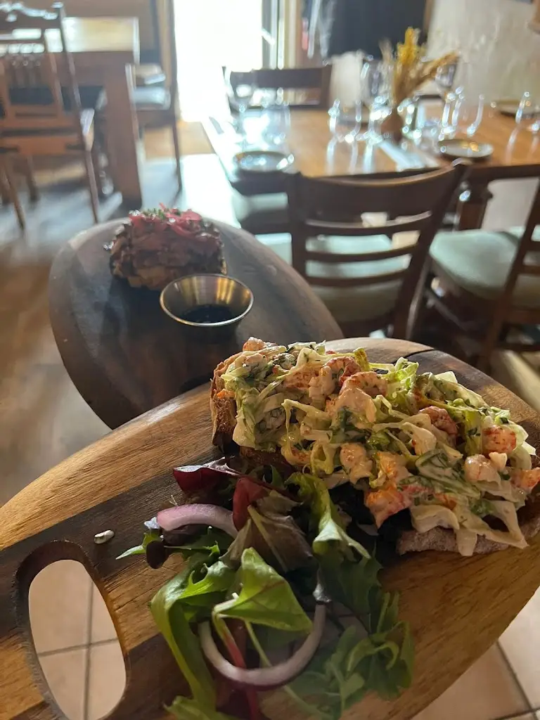 The Full Moon_Great Missenden_slider_image_2