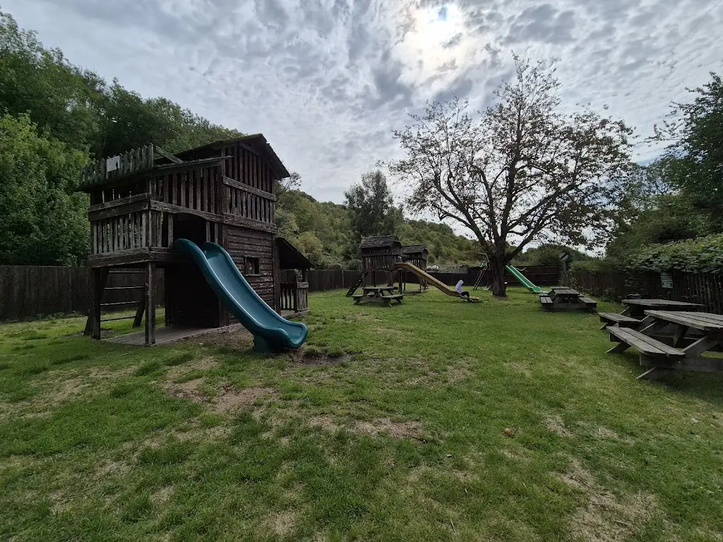 Hannah Cassells_The Gate Pub_Great Missenden_review