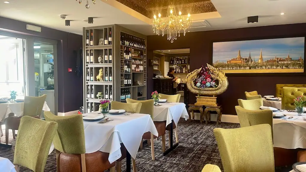 Thai Great Kingshill_Great Missenden_slider_image_1