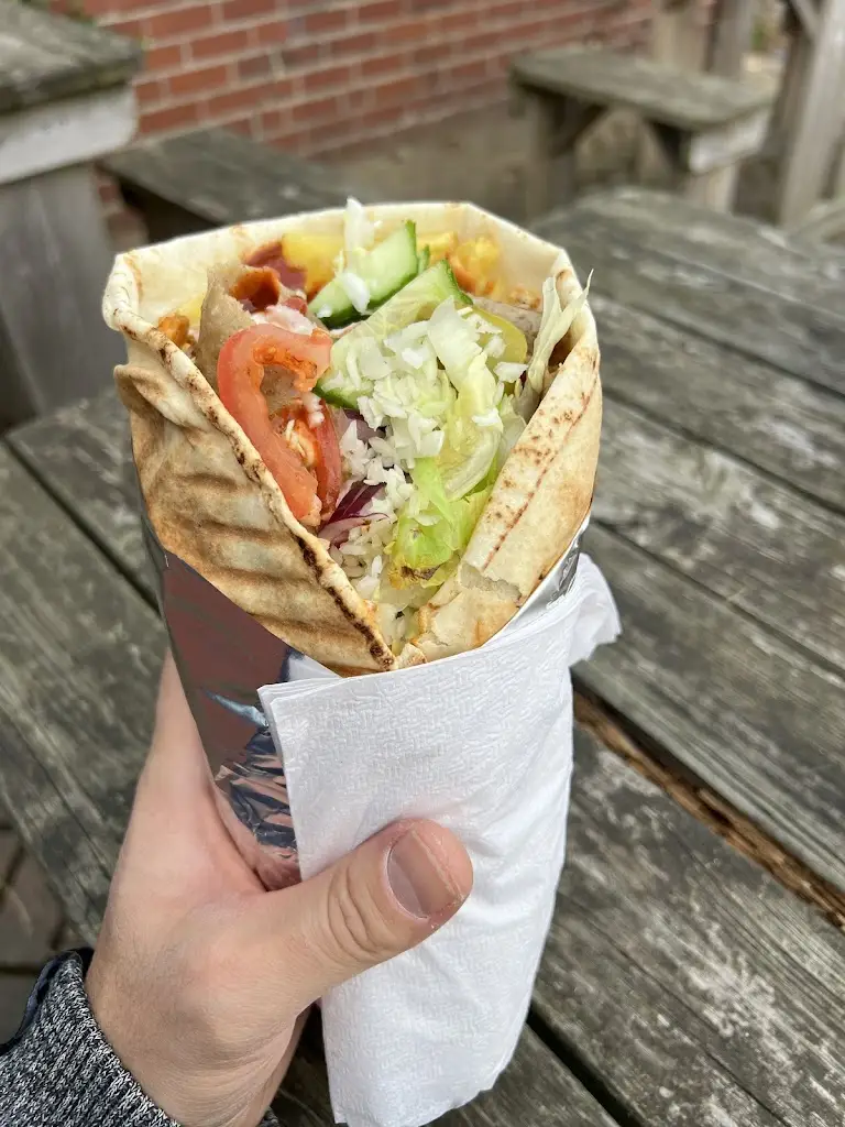 TUDOR RAZVAN_Noah ‘s Food Factory_Grimethorpe_review