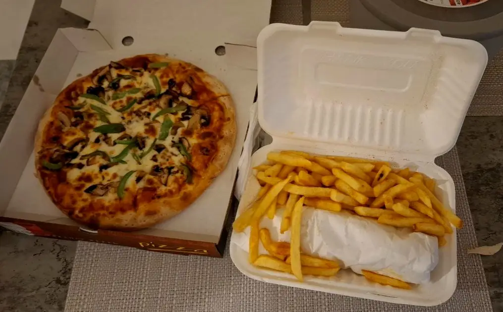 Алла Богородицкая_Pizza crazy & BBQ_Grimethorpe_reseña