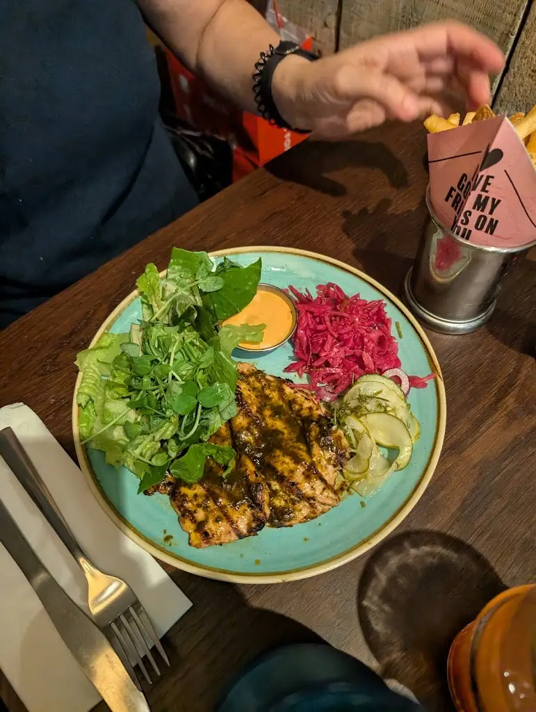 Ronbon_Ronisha_Bill's Bluewater Restaurant_Greenhithe_review