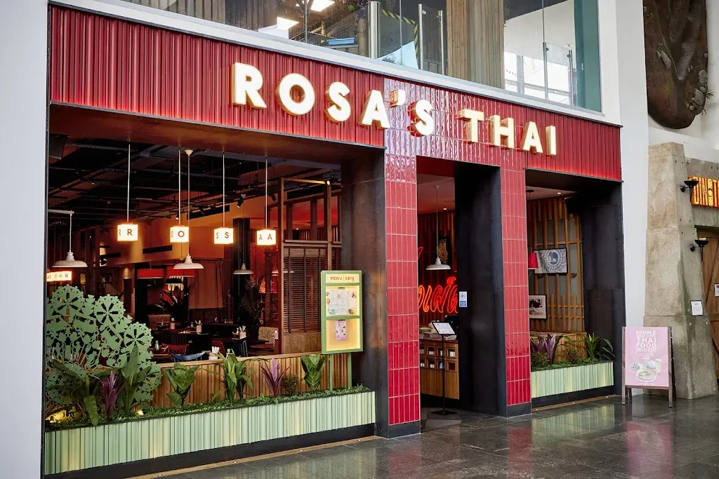 Rosa's Thai Bluewater_Greenhithe_slider_image_1