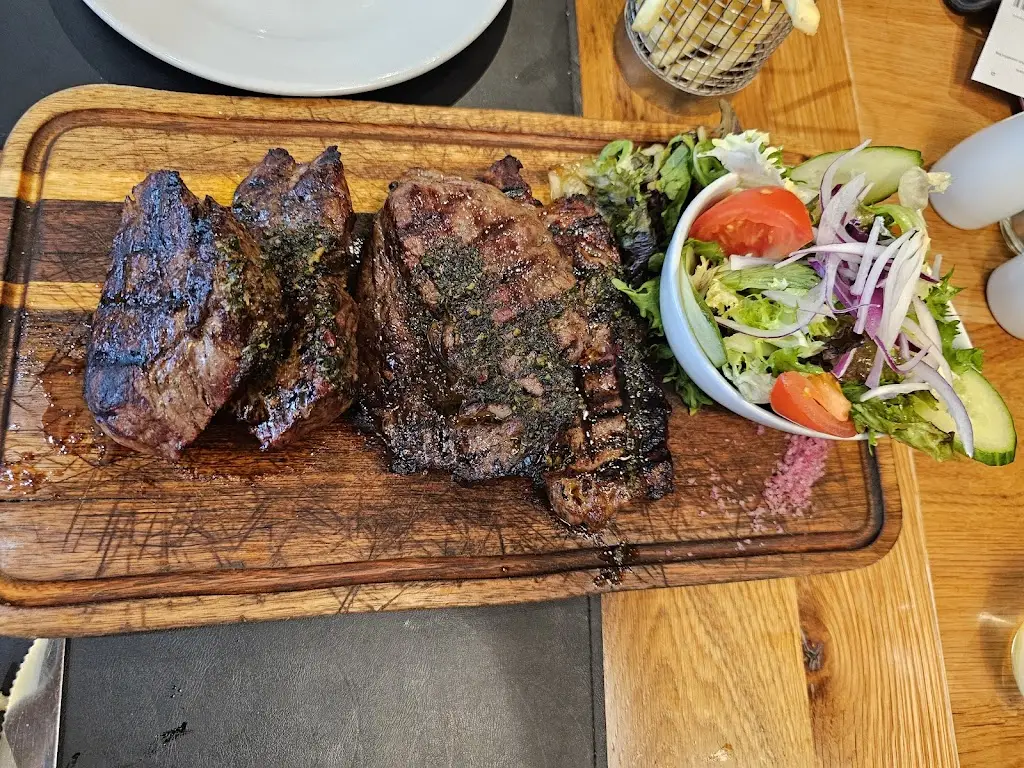 Buenasado Argentine Steakhouse - Bluewater_Greenhithe_slider_image_3