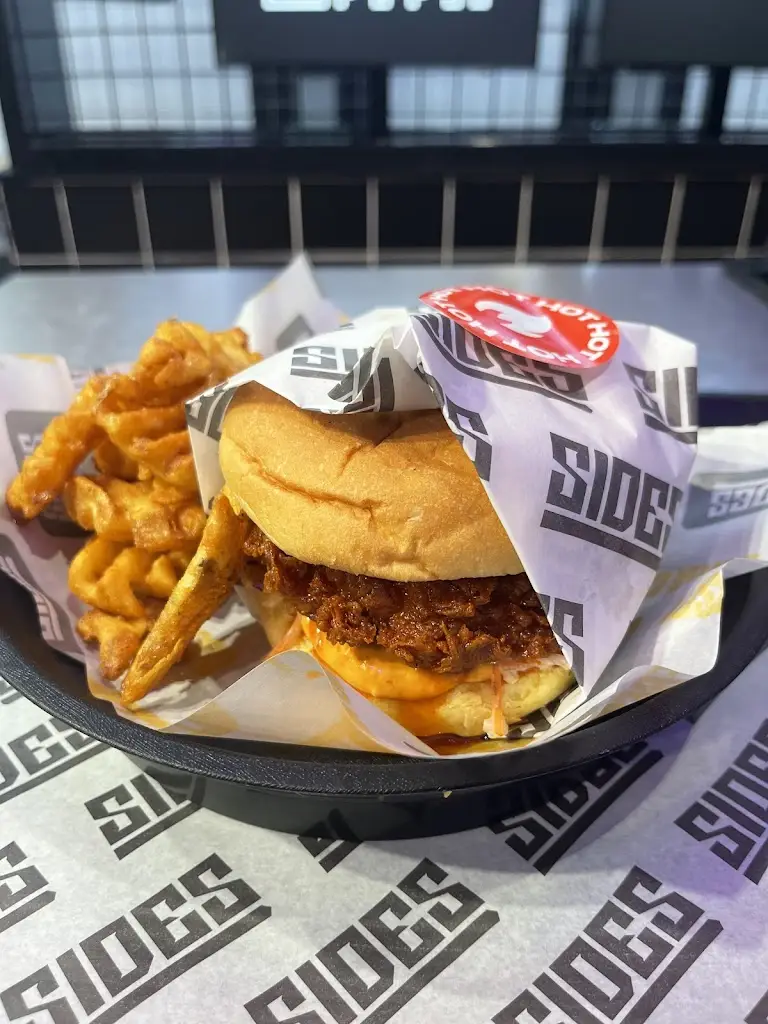 Sides Bluewater_Greenhithe_slider_image_2