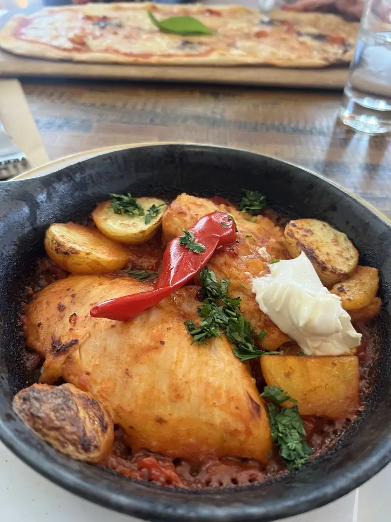 Zizzi - Bluewater_Greenhithe_slider_image_3