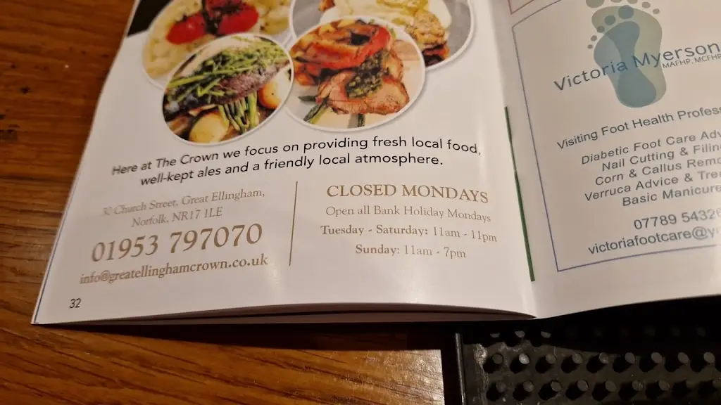 Menu_Crown at Great Ellingham_Attleborough_image_2