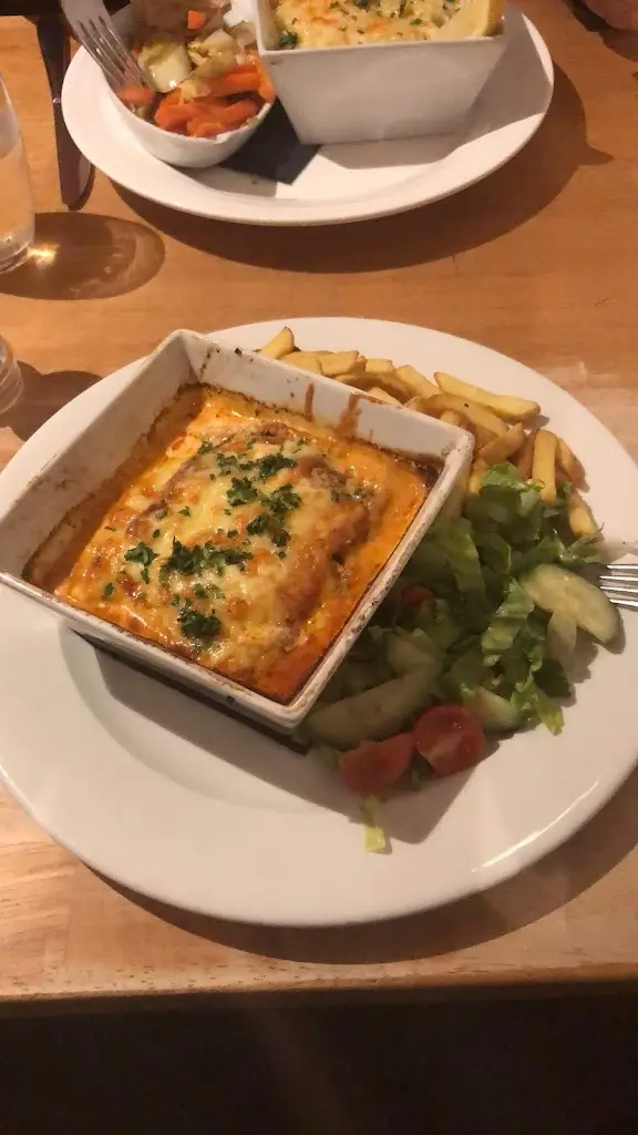 Menu_Crown at Great Ellingham_Attleborough_image_8