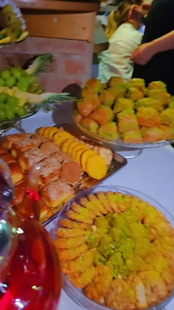 Taste of Persia_Greenford_slider_image_2