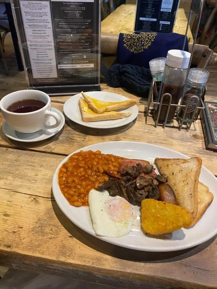 Helen Fletcher_The Hideout_Attleborough_review