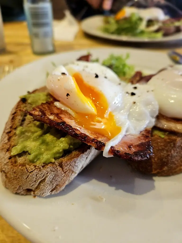 david farrell_The Hideout_Attleborough_review