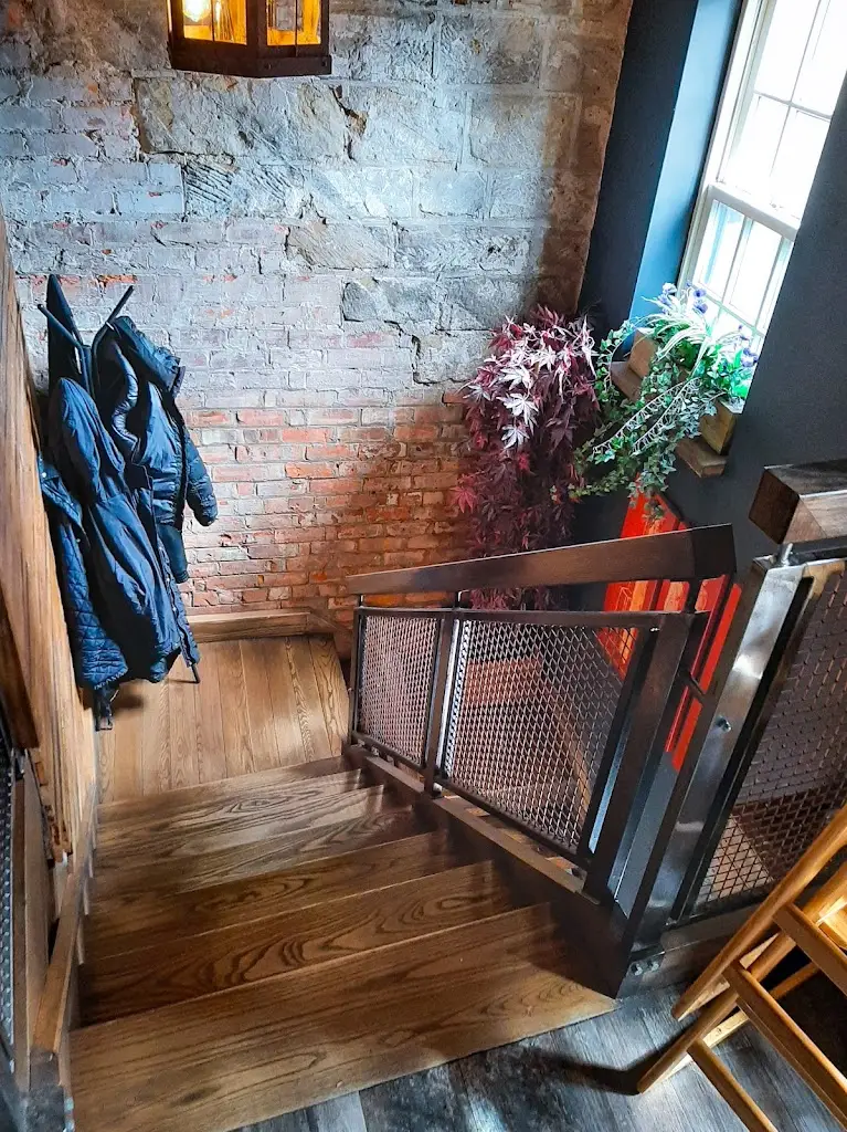 Ian Burnett_Badger's Bar_Guisborough_review