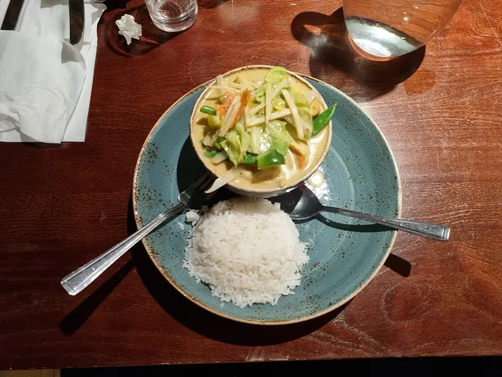 Y'Thai_Great Ayton_slider_image_3