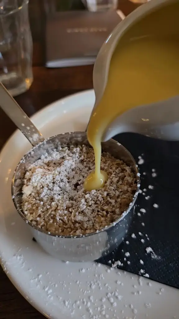 Oludamilola Bastos_Kings Head_Hadleigh_recensione