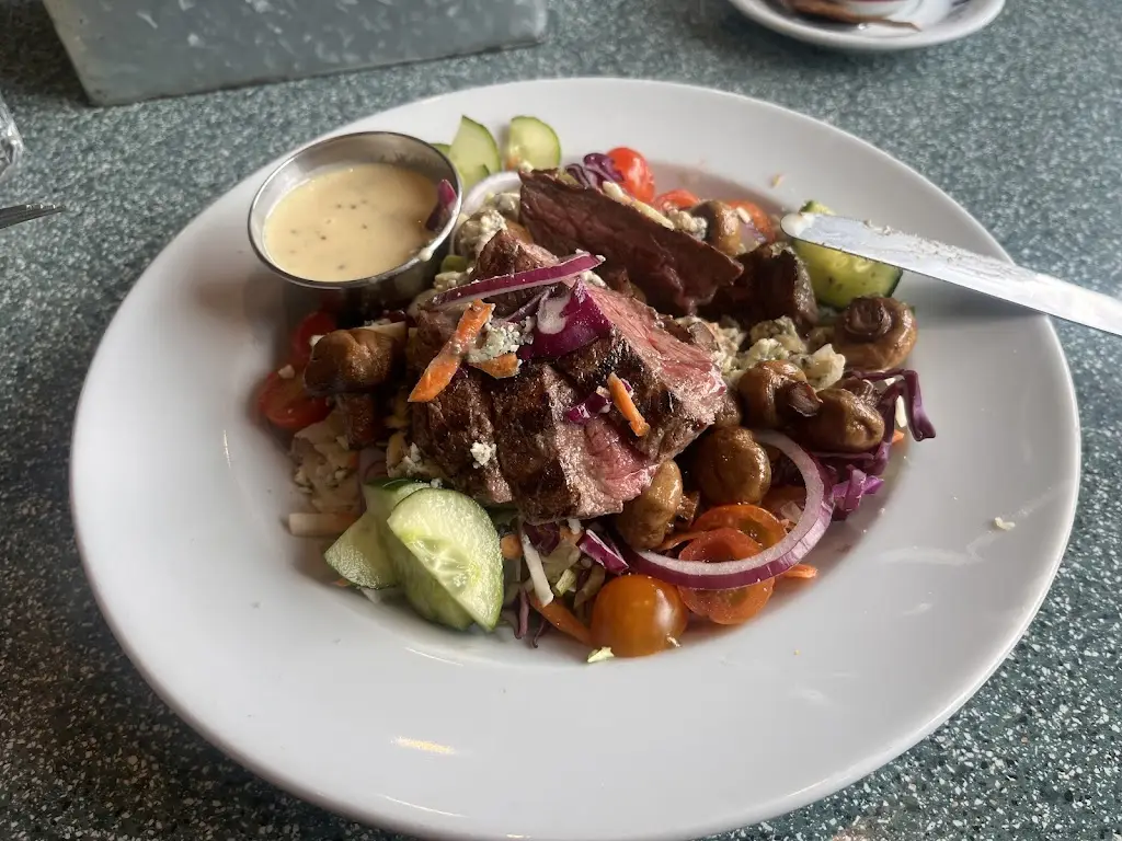 Jacek Sawicki_81 Hamburger Heaven_Hackleton_review