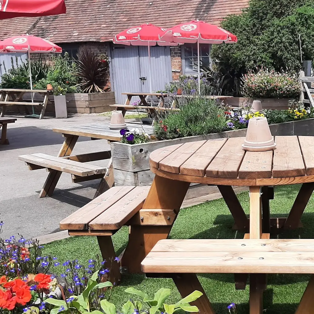 The Kings Head Haddenham_Haddenham_slider_image_1