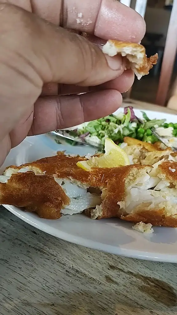 The Rose Revived_Hadlow_slider_image_2