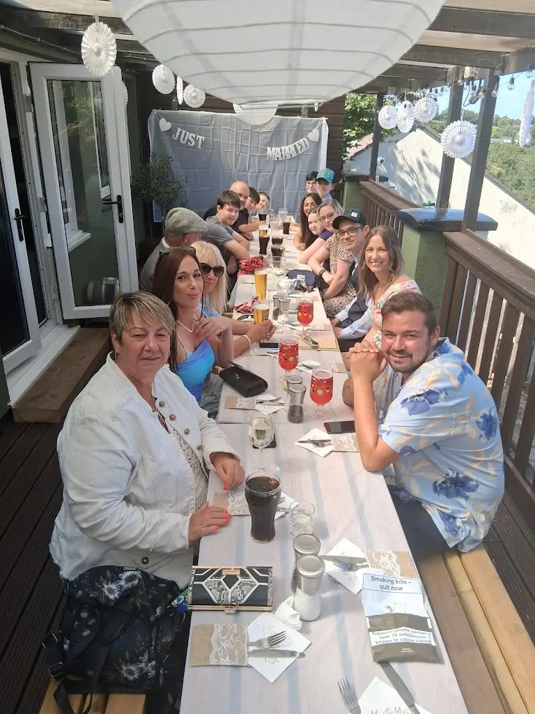 Claire Richardson_The White Hart Inn_Gunnislake_recensione