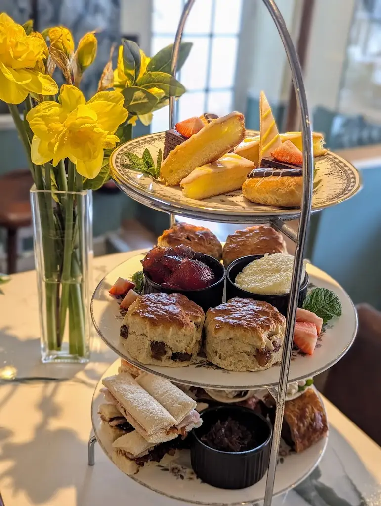 River Rat Hamble_Hamble-le-Rice_slider_image_3