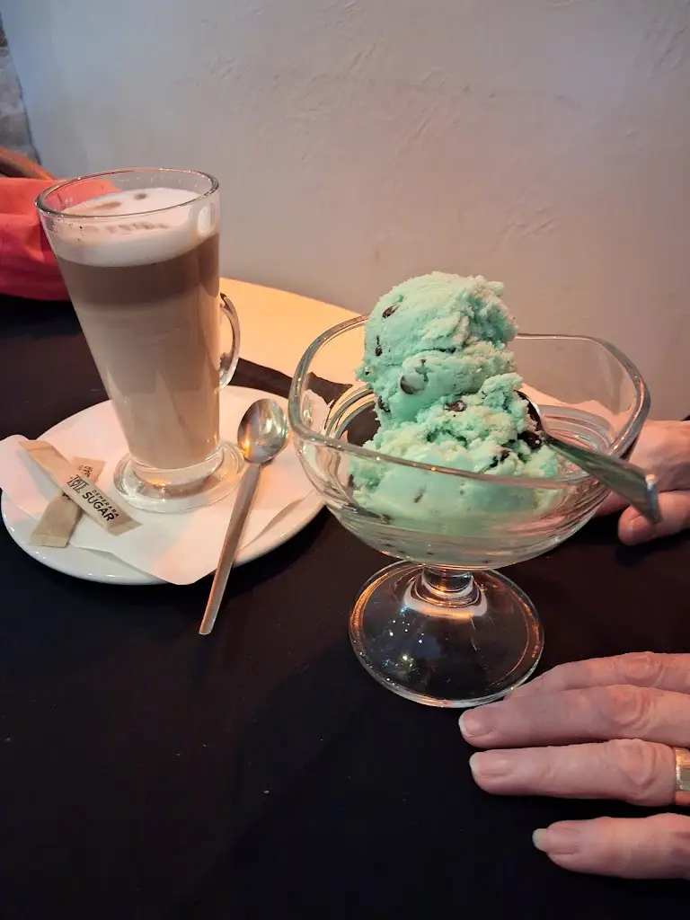 Gill Bancroft_Monte Cristo Restaurant_Hameldon Hill_recensione