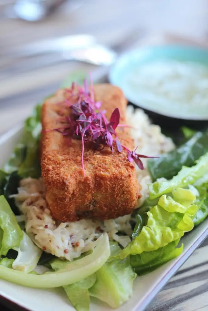 Roots Restaurant restaurant in Hameldon Hill