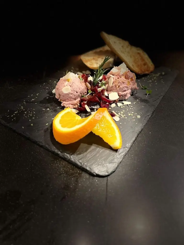 Menu_Tuana Guiseley_Guiseley_immagine_7