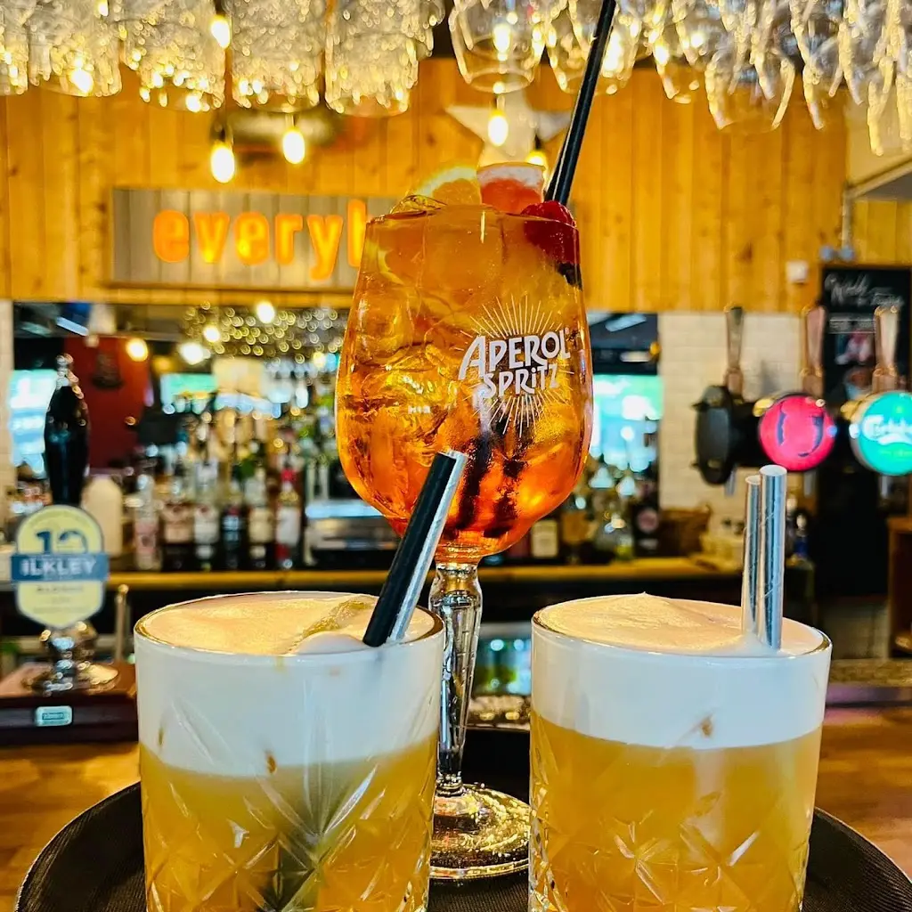 Everybodys_Guiseley_slider_image_2