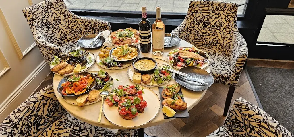 Guiseley Lounge_Guiseley_slider_image_2