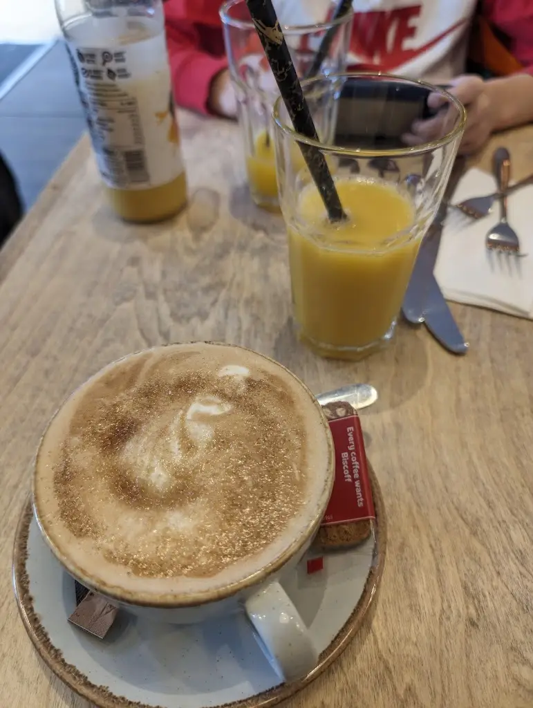 Menu_Corner House Kitchen & Dessert Bar_Guiseley_immagine_8