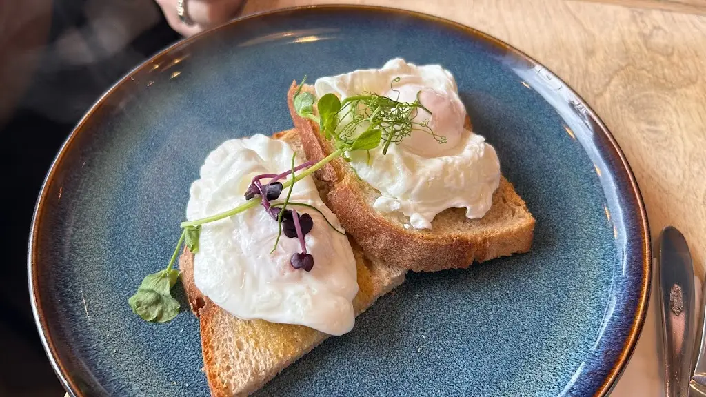 Leon Das_Corner House Kitchen & Dessert Bar_Guiseley_recensione