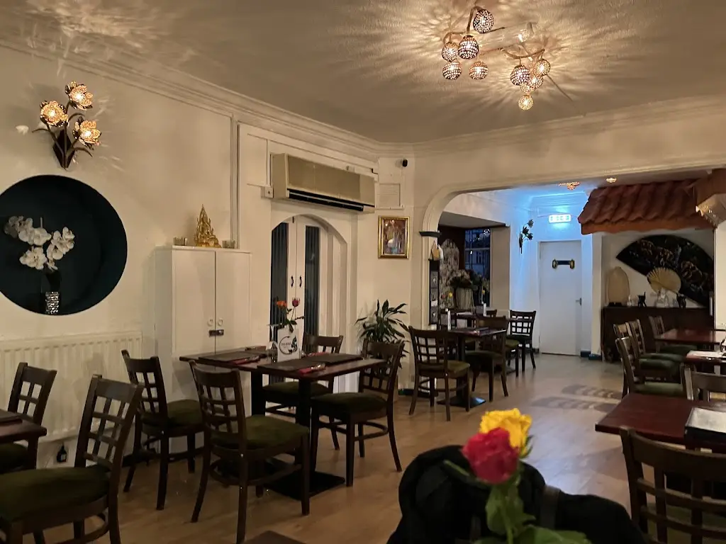 Sam Tarca_Luck Thai Restaurant_Guiseley_review