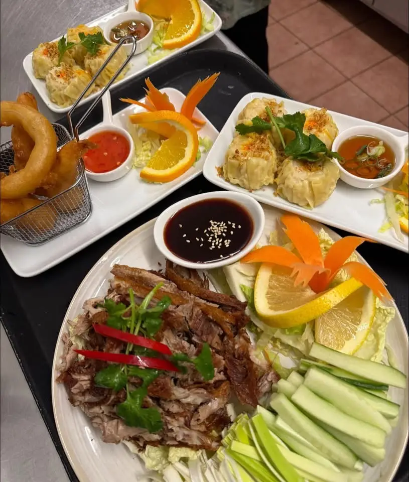 Luck Thai Restaurant_Guiseley_slider_image_2
