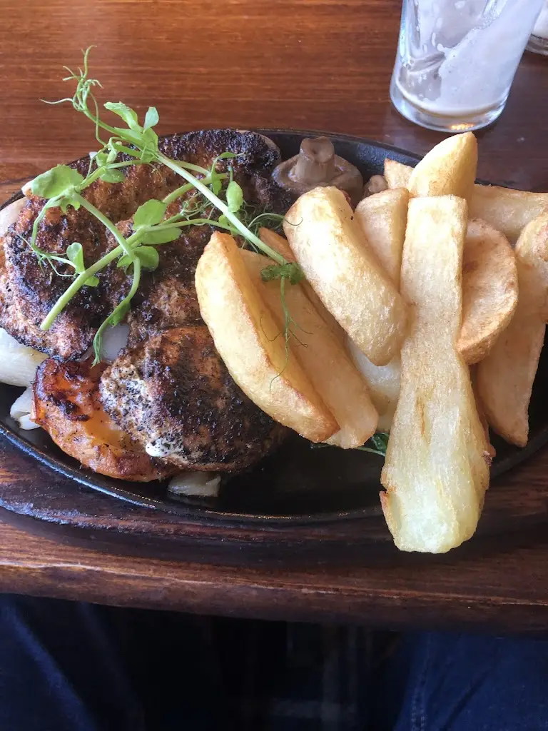 Jeff Stone_The Shovels Inn_Hambleton_review