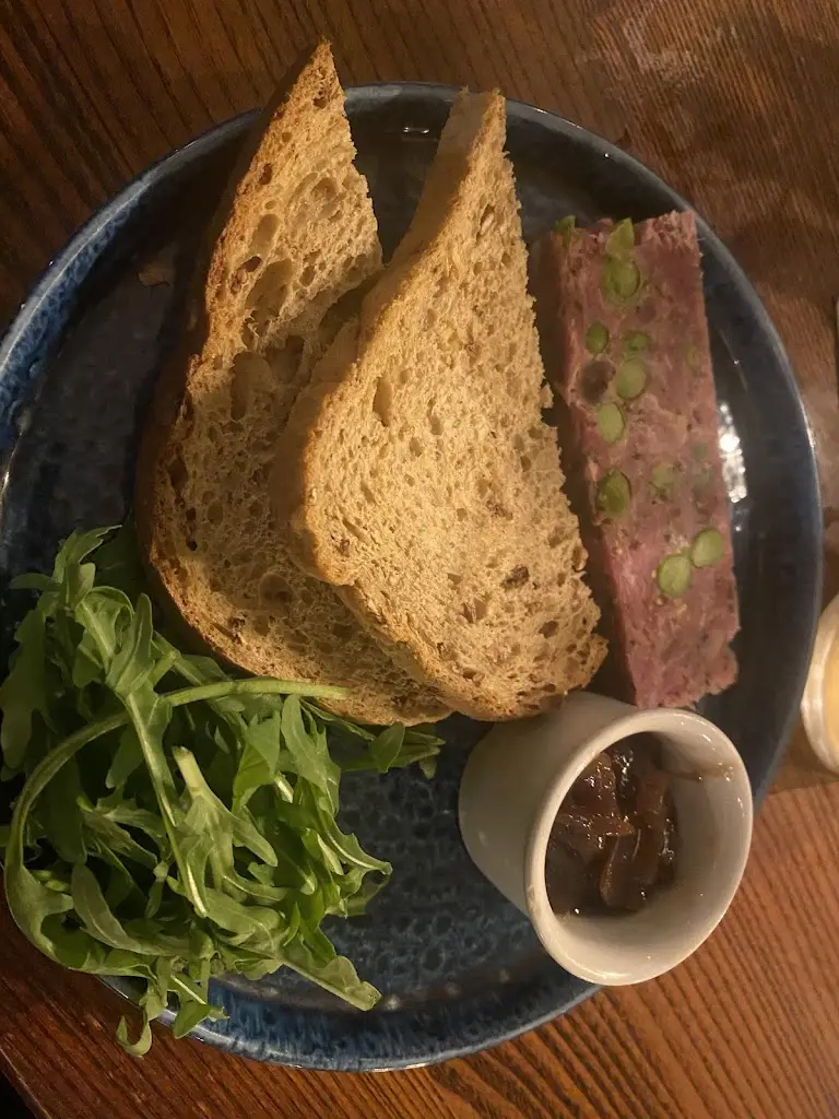 Joseph Waltho_Crabmill_Hagley_review