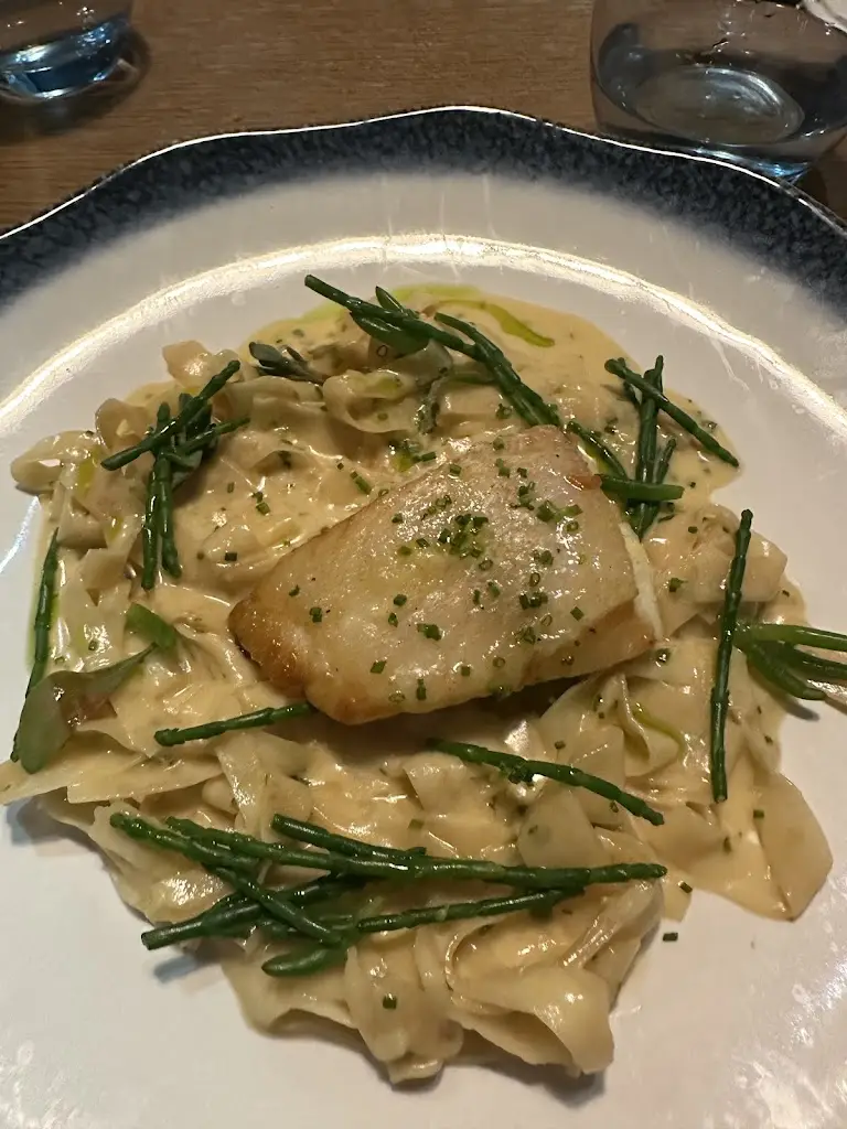 Kirk Tree_The Jetty_Hampshire_review