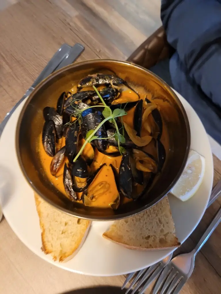 Menu_Rosello Restaurant_Albrighton_image_9