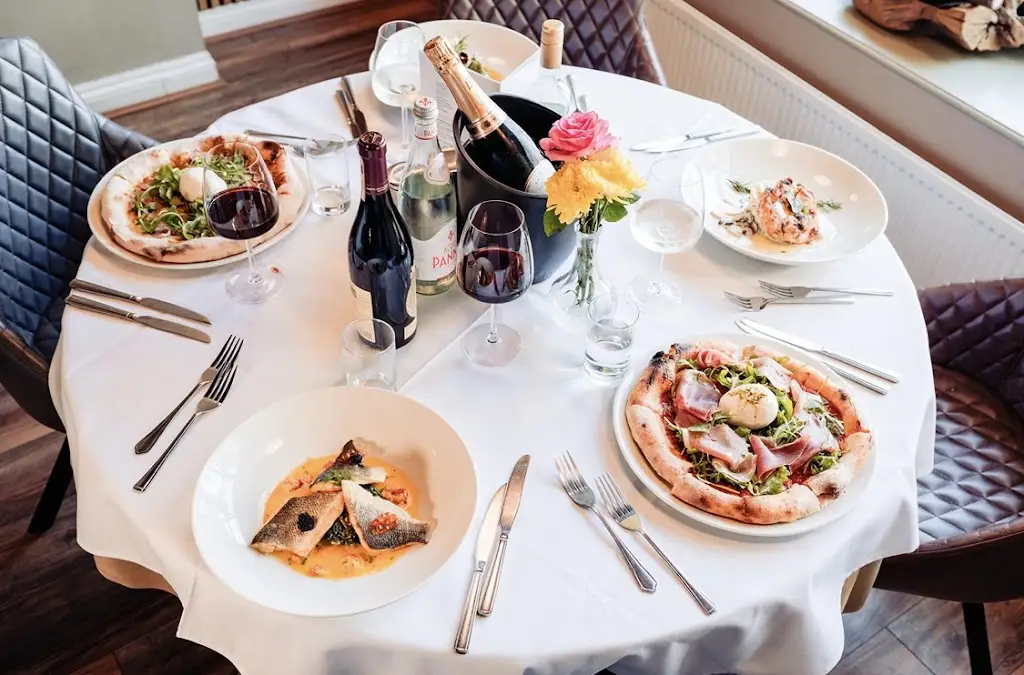 Rosello Restaurant_Albrighton_slider_image_2