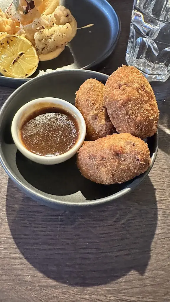 Mike Hickman_Red Lion Handcross_Handcross_review